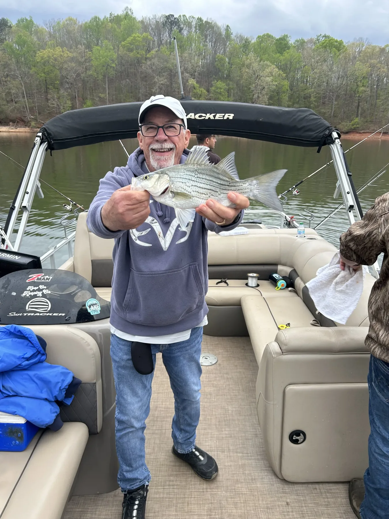 Lake Hartwell striper fishing with Reel Rabb — guided trip photo 42