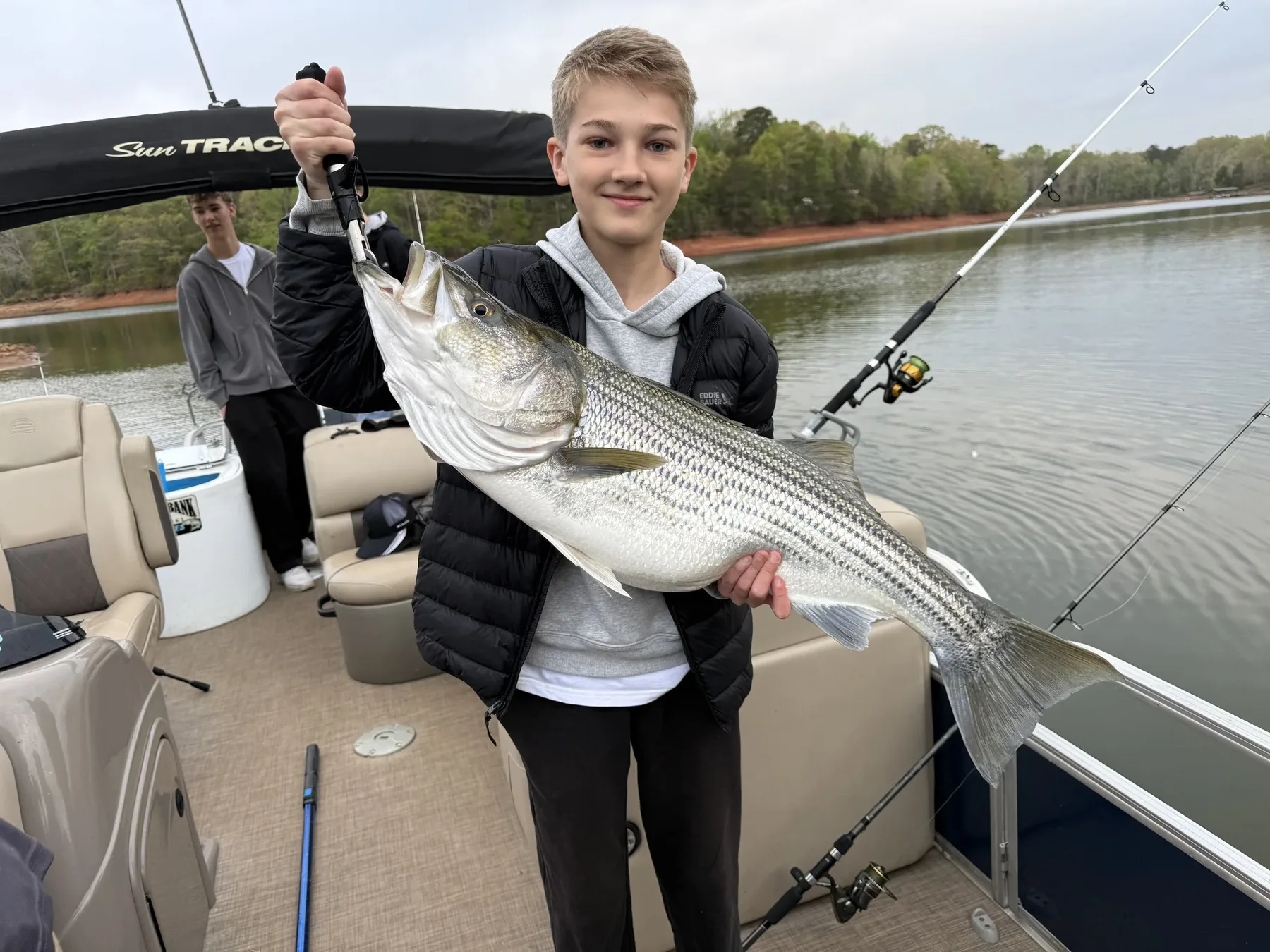 Lake Hartwell striper fishing with Reel Rabb — guided trip photo 13