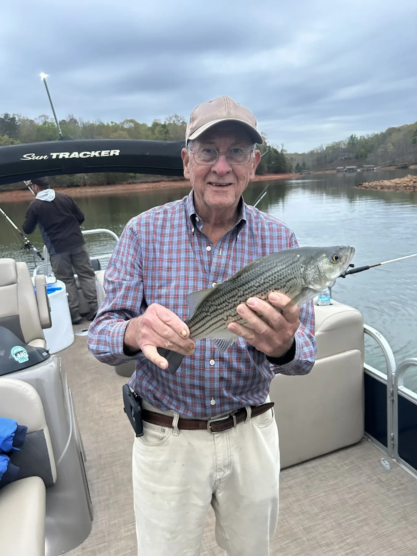 Lake Hartwell striper fishing with Reel Rabb — guided trip photo 41