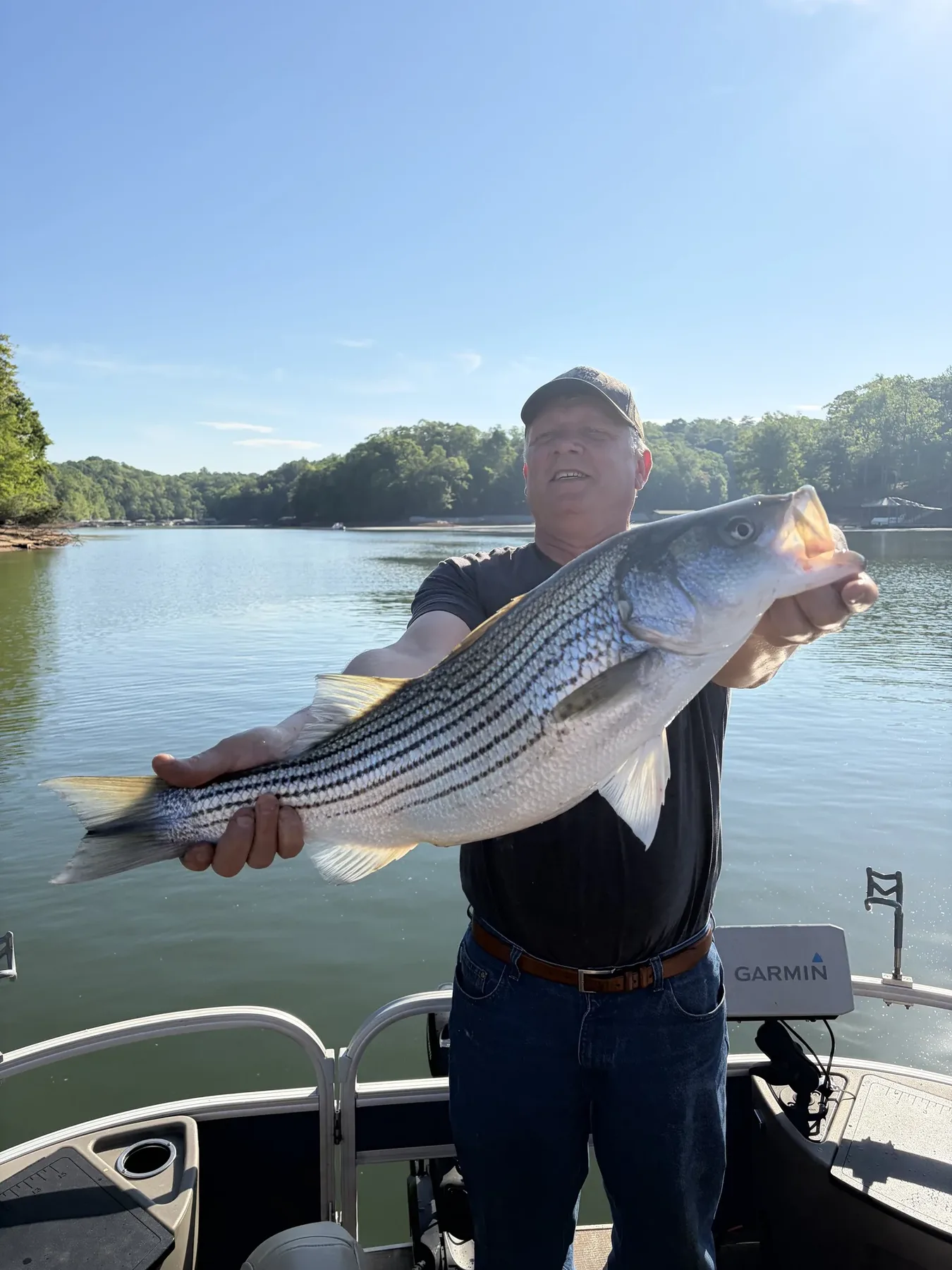 Lake Hartwell striper fishing with Reel Rabb — guided trip photo 48